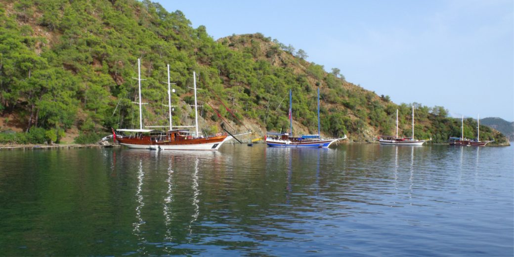 Masthead of Gulet Charter: Your Partner in Luxury Yachting